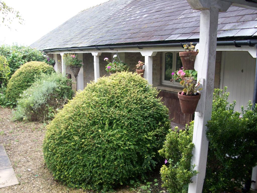 Merrymouth Fifield Exterior foto