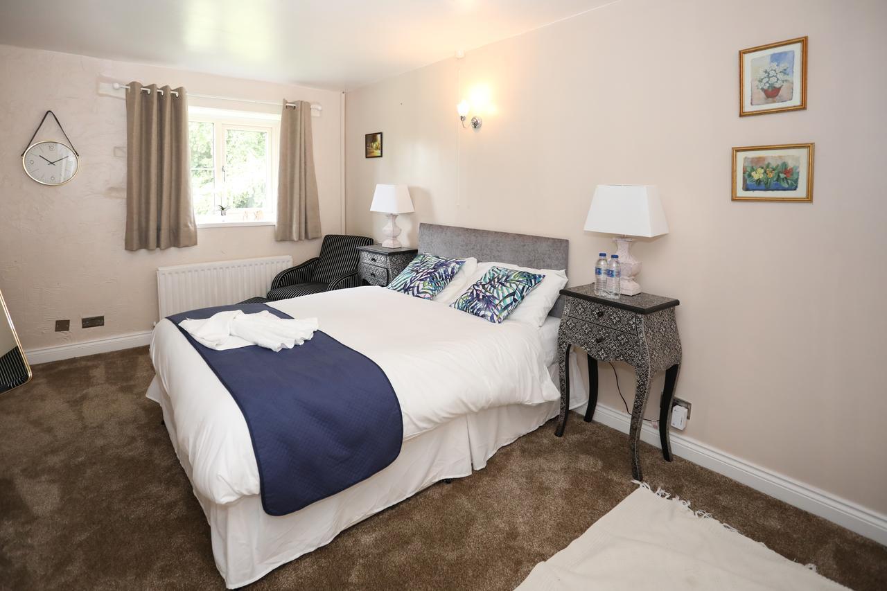 Merrymouth Fifield Exterior foto